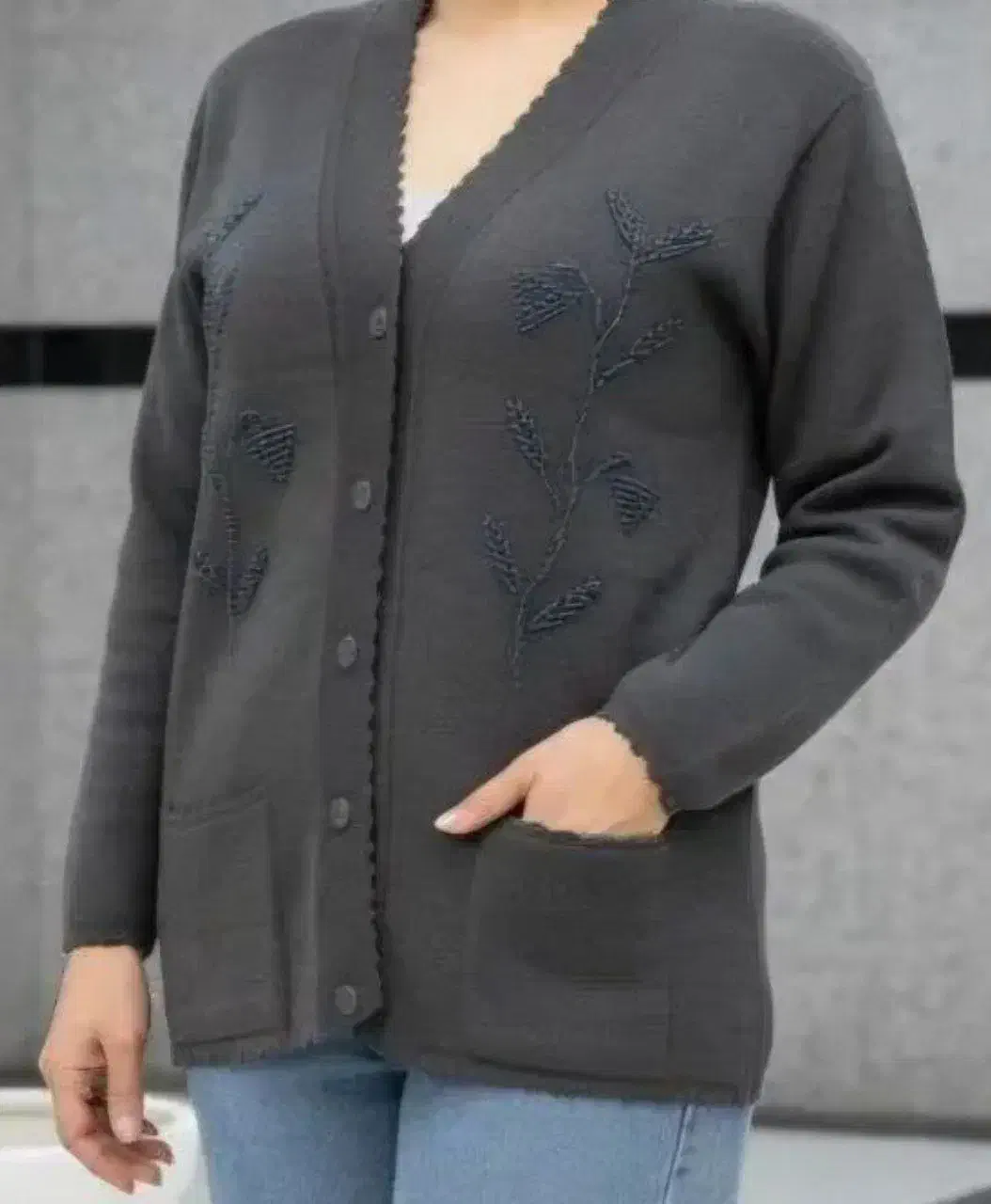 حراج لباس زمستانه ارزان بمناسبت روز مادر|لباس|آران و بیدگل, |دیوار