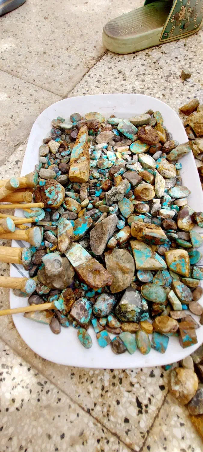 فیروزه نیشابور|جواهرات|نیشابور, بلوار گلها|دیوار