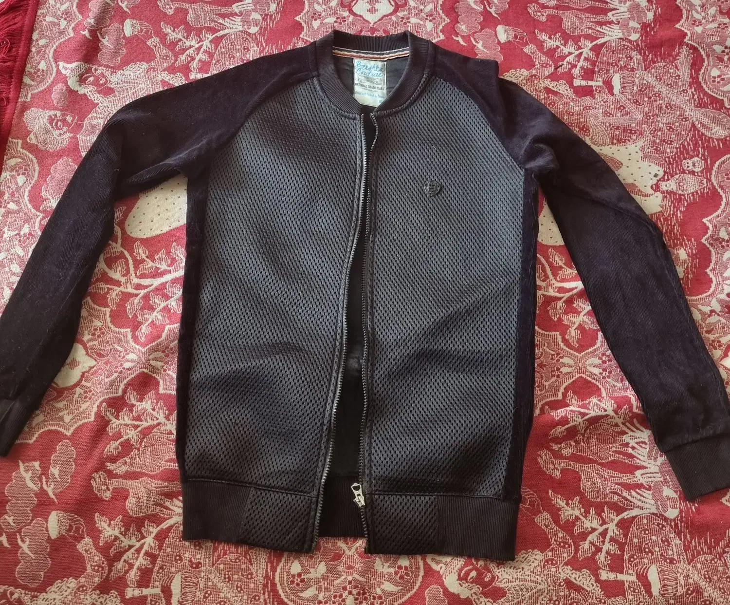 سیوشرت پاییزه|لباس|مرودشت, سهل‌آباد|دیوار