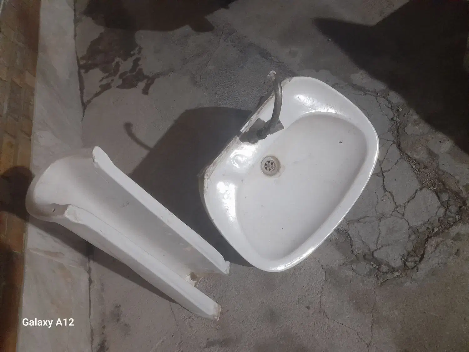 روشویی با شیر|لوازم سرویس بهداشتی|بهبهان, |دیوار