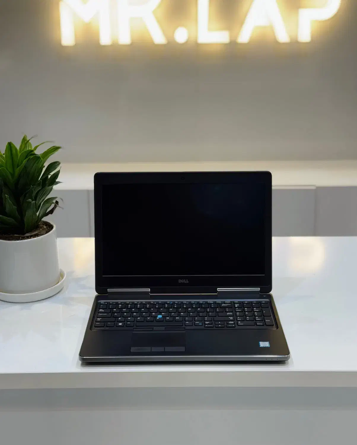 لپتاپDell 7520گیمینگi7 نسل 7 HQگرافیک4 رم16 512SSD|رایانه همراه|شیراز, عفیفآباد|دیوار