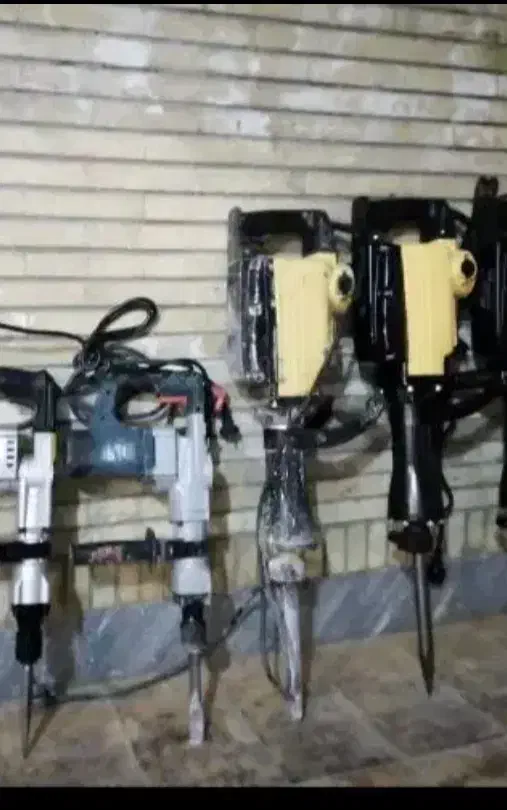 تخریب و کنده کاری باپیکور|خدمات پیشه و مهارت|زاهدان, |دیوار