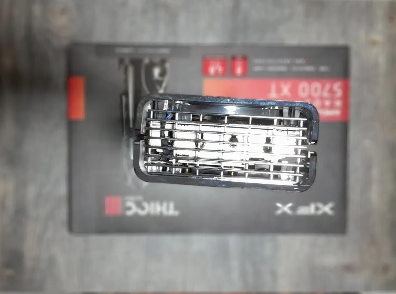 کارت گرافیک AMD 5700XT XFX سه فن پلمپ با جعبه|قطعات و لوازم جانبی رایانه|رشت, استادسرا|دیوار