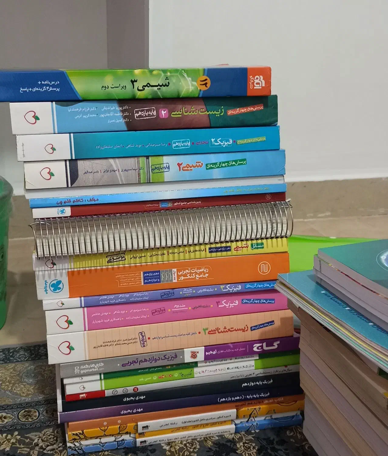 کتاب های تستی و تشریحی تجربی|کتاب و مجله آموزشی|دره شهر, |دیوار