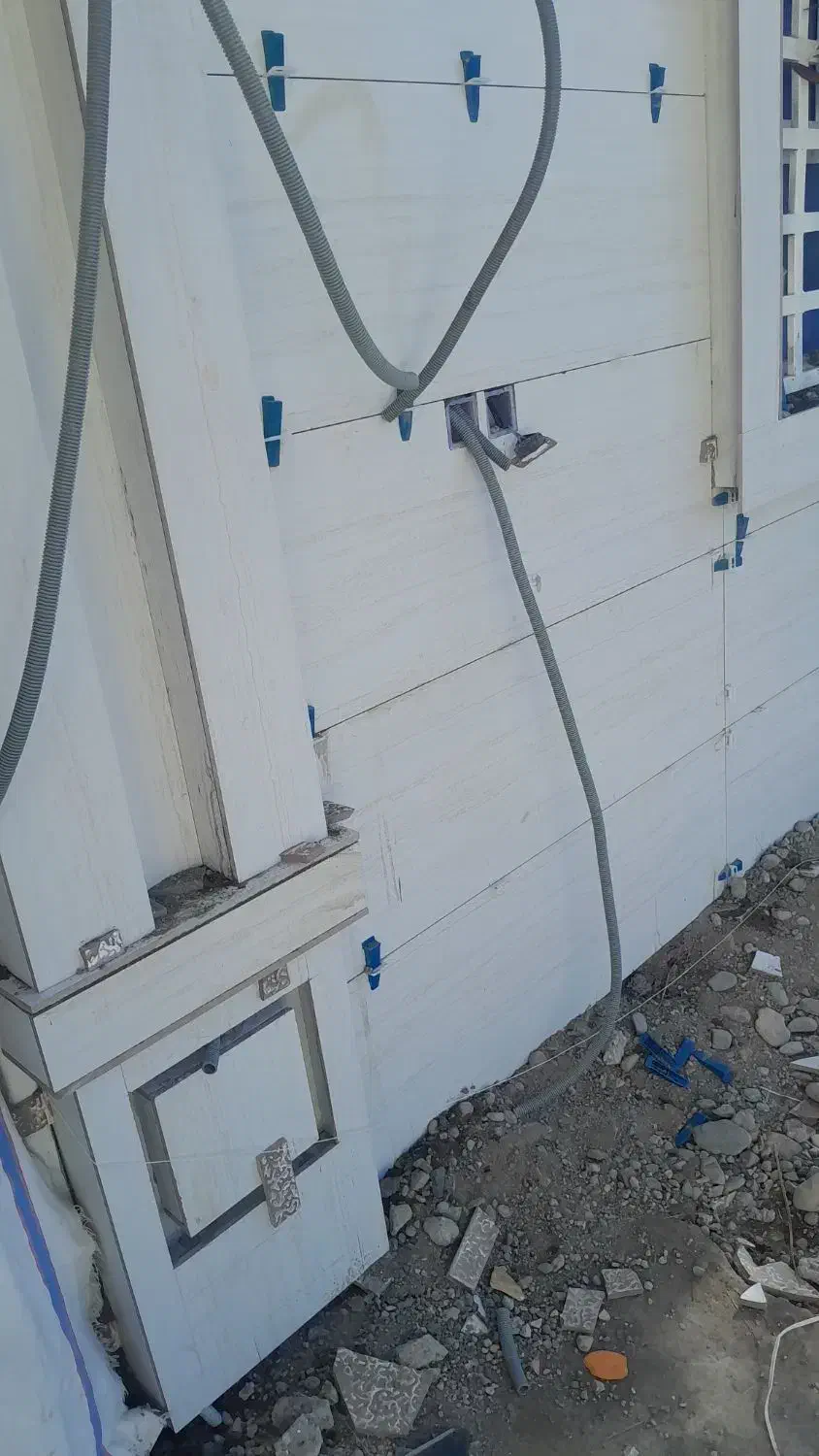 اجرایه سنگ کاری سرامیک کاری نما وحیاط سازی وپله|خدمات پیشه و مهارت|جیرفت, |دیوار