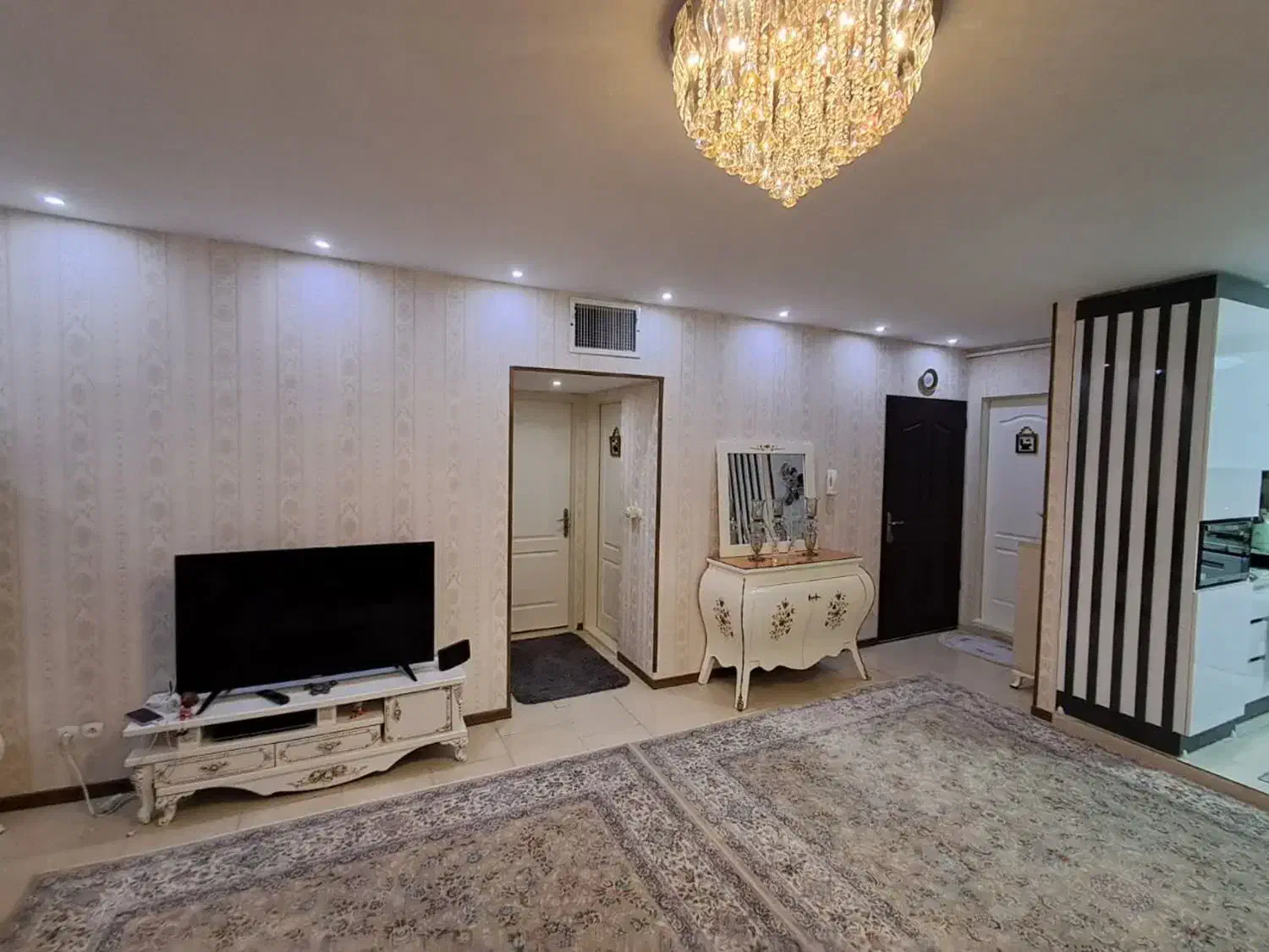 آپارتمان شیک مهاجران|فروش آپارتمان|مهاجران, |دیوار