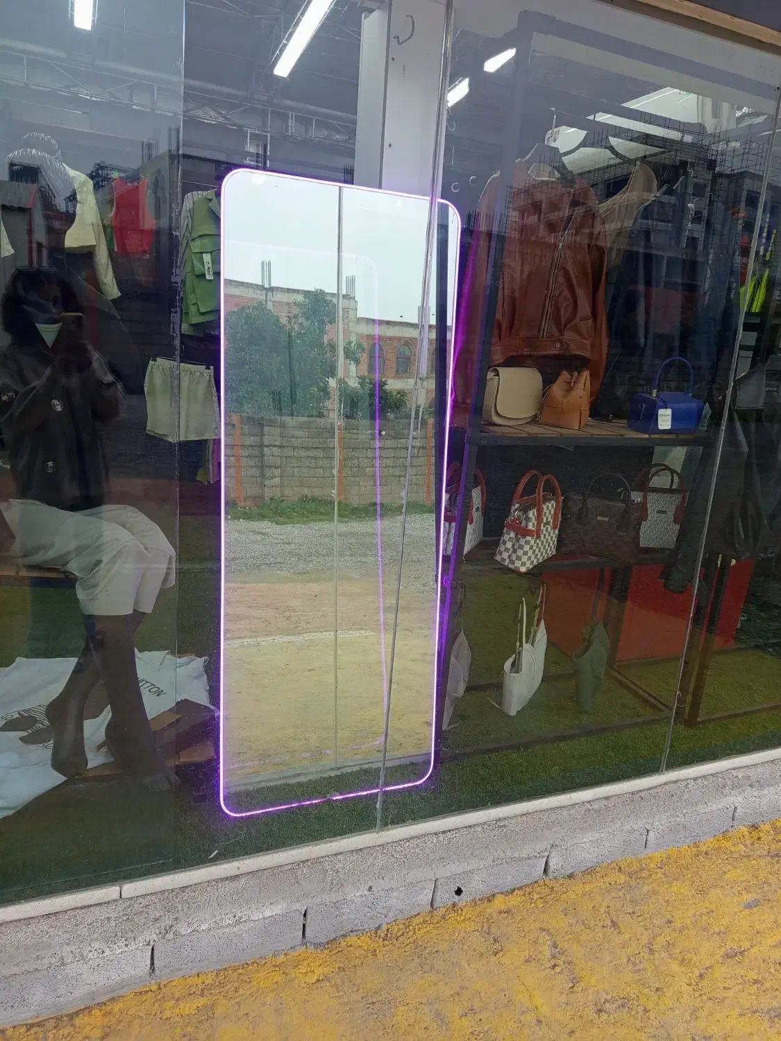 آینه قدی نئون دار|آینه|بابلسر, |دیوار