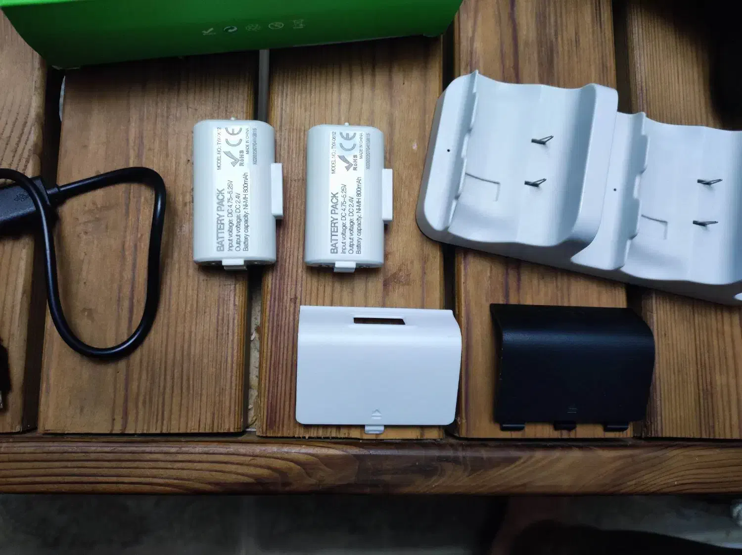 دسته ایکس باکس و باتری و پایه شارژر در حد نو|کنسول، بازی ویدئویی و آنلاین|ری, شهرری|دیوار