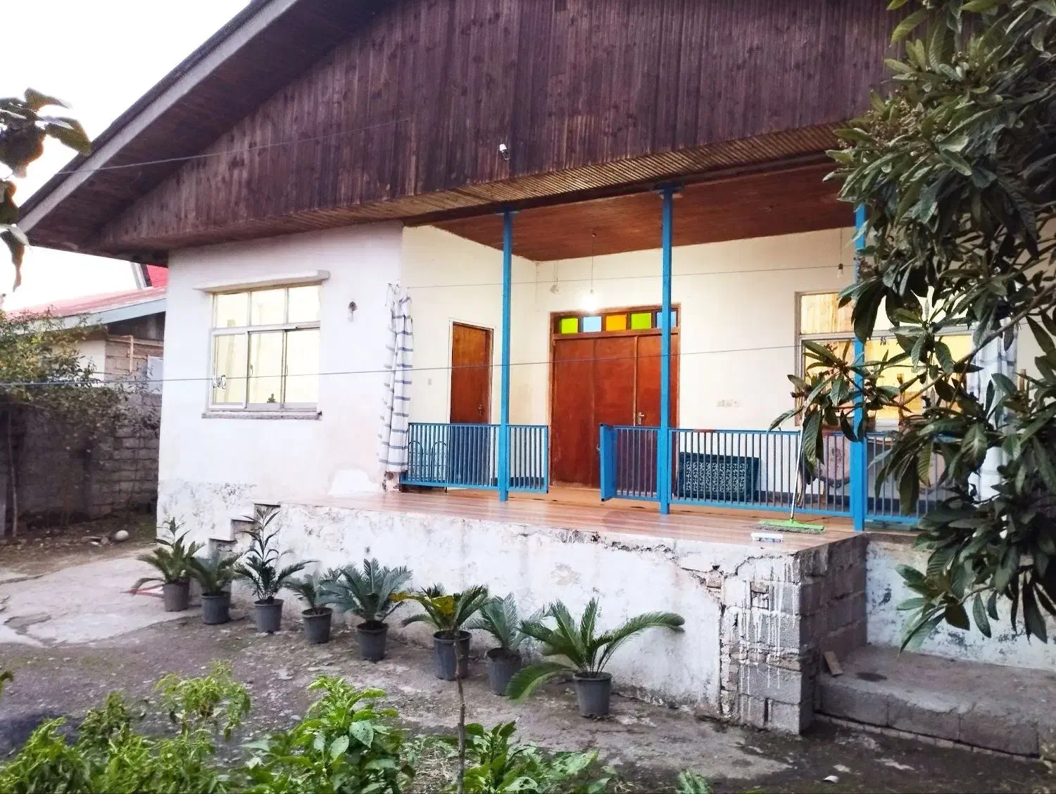 اجاره ویلا روزانه و هفتگی|اجارهٔ کوتاه‌مدت ویلا و باغ|لاهیجان, بازکیاگوراب|دیوار