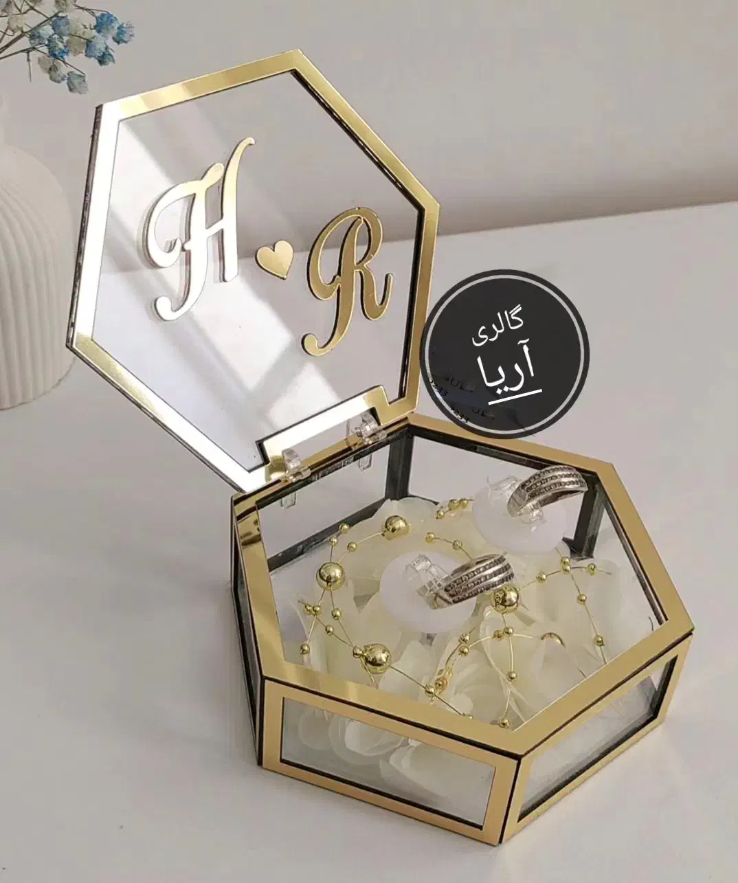 استخدام فروشنده خانم|استخدام بازاریابی و فروش|شیراز, زند|دیوار