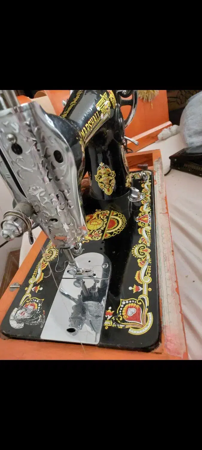 چرخ خیاطی مارشال دو شیر نشان اصل|چرخ خیاطی و ریسندگی|قم, پردیسان|دیوار