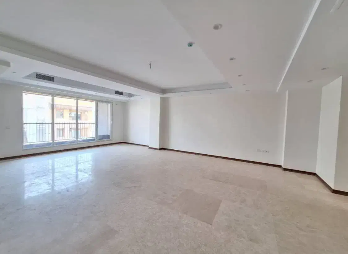 180متر/3خواب/نوساز/نیمه فرنیش/نور مستقیم