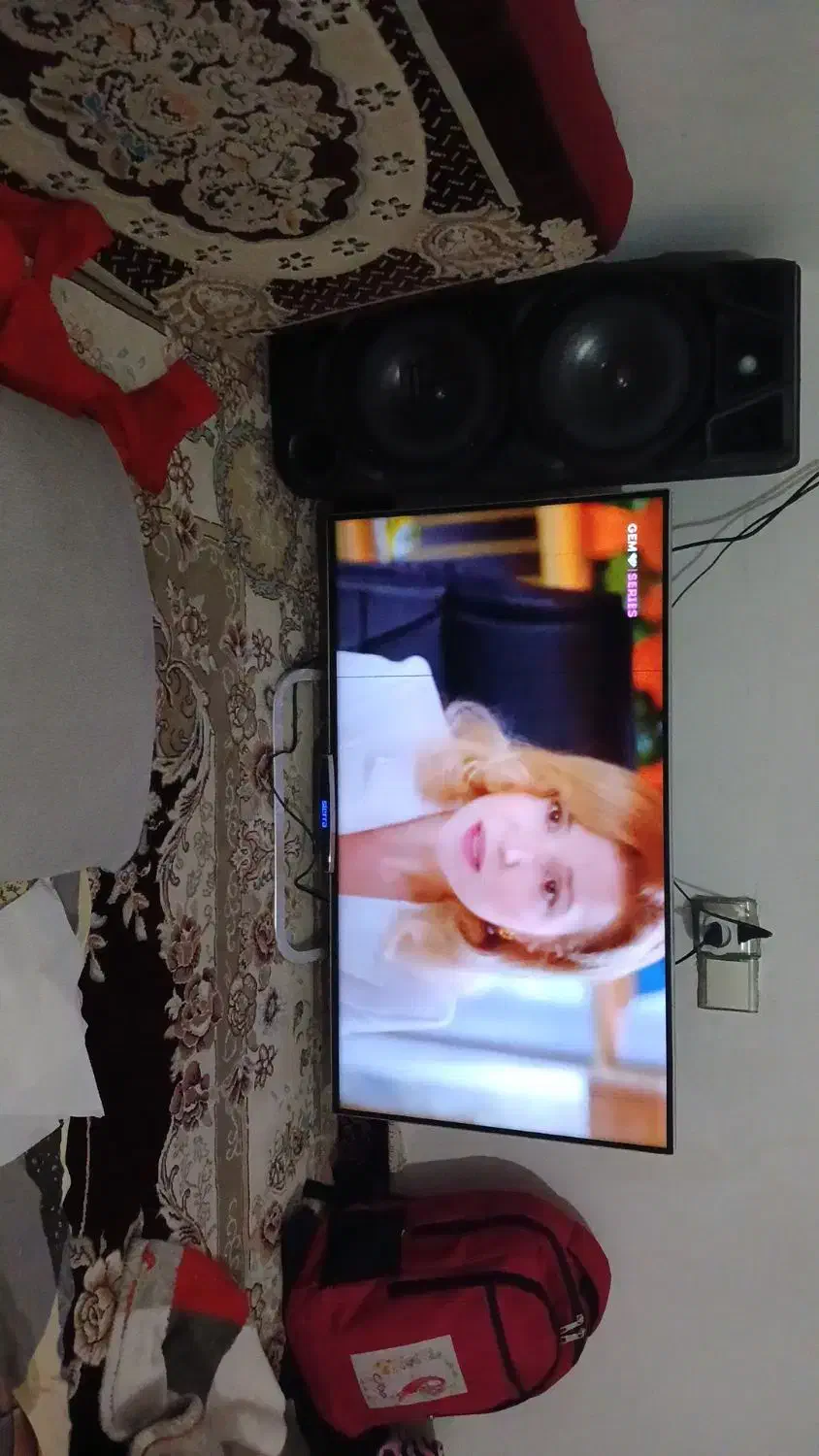 تلویزیون ۴۲|تلویزیون و پروژکتور|تاکستان, |دیوار