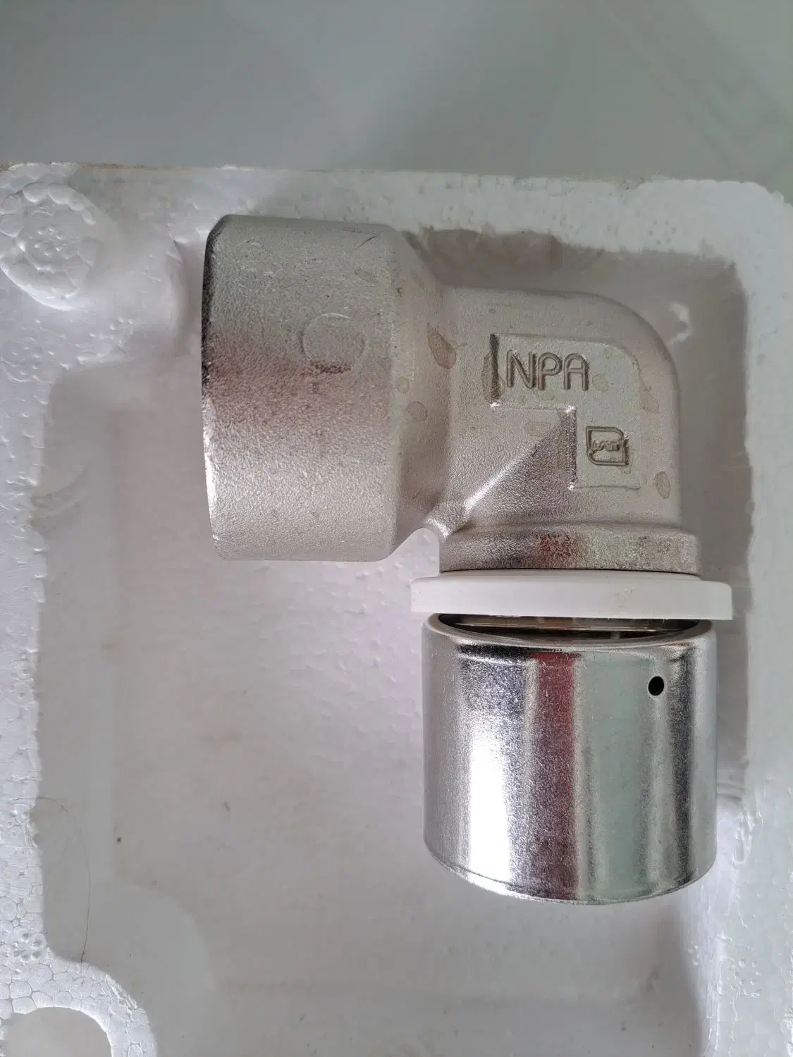 زانو چپقی و توپ کامل لوله پنج لایه|مصالح و تجهیزات ساختمان|شیراز, قلات|دیوار