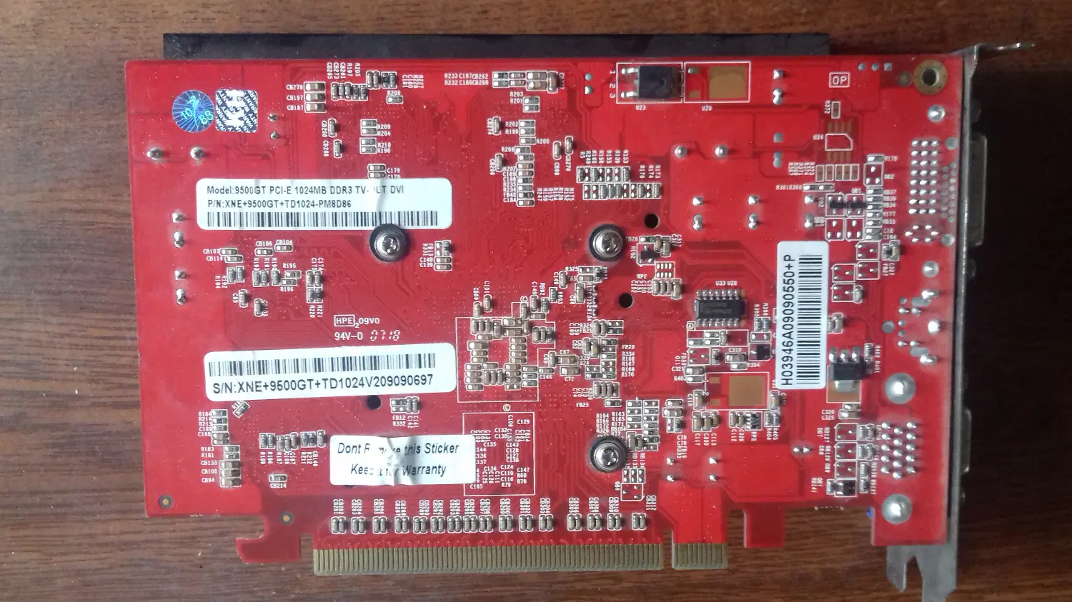 D-Link  DES-1008D  -  NVIDIA GeForce 9500 GT|قطعات و لوازم جانبی رایانه|ارومیه, |دیوار