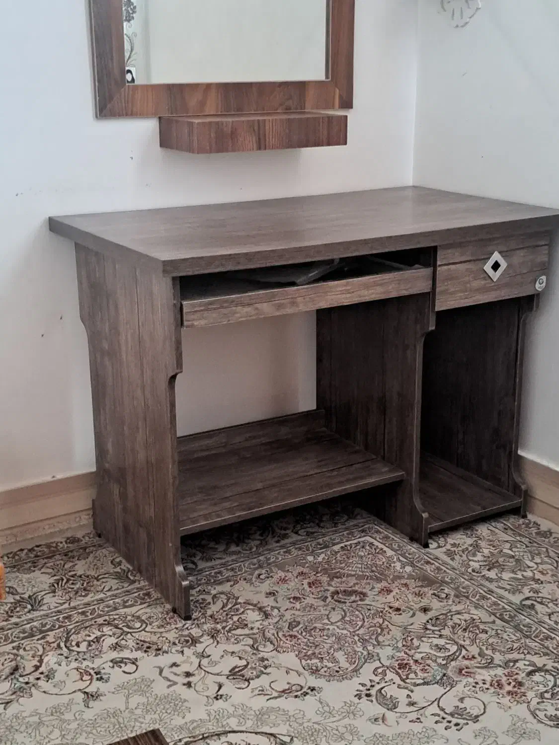 میز کامپیوتر|میز تحریر و کامپیوتر|شاهرود, |دیوار