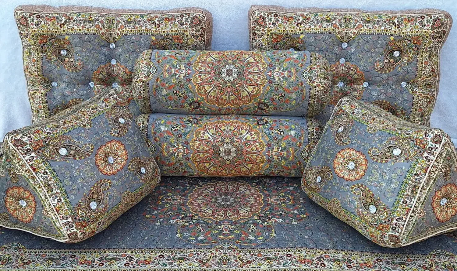 لحاف کرسی|رختخواب، بالش، پتو|آبیک, |دیوار