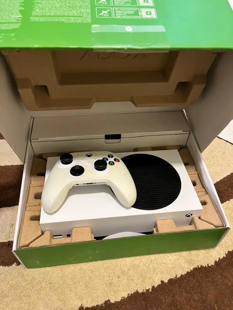 Xbox series s|کنسول، بازی ویدئویی و آنلاین|تهران, پونک|دیوار