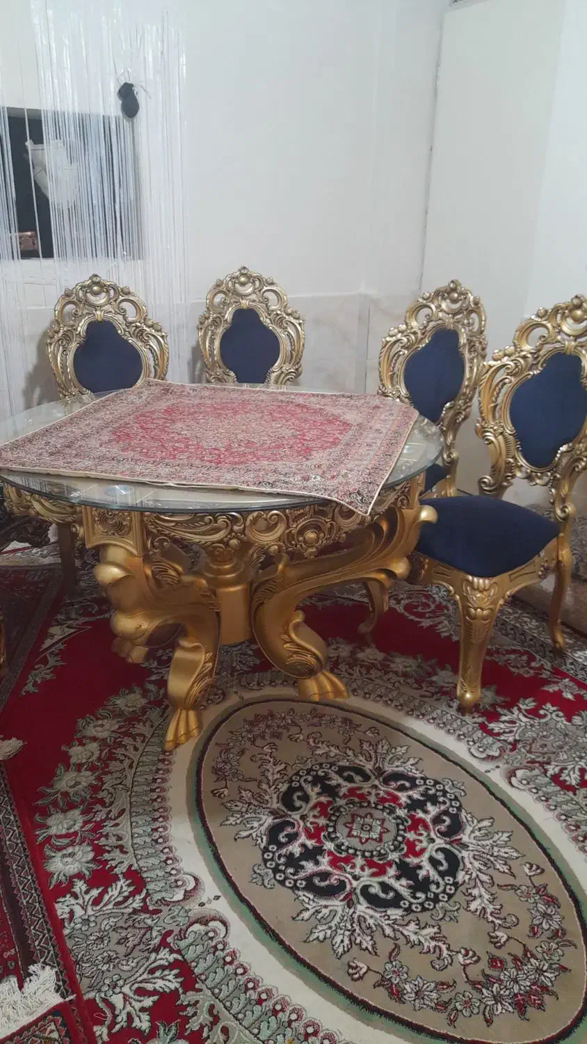 میز ناهارخوری ۴نفره درحدنو وتمیز|مبلمان خانگی و میز عسلی|آباده, |دیوار