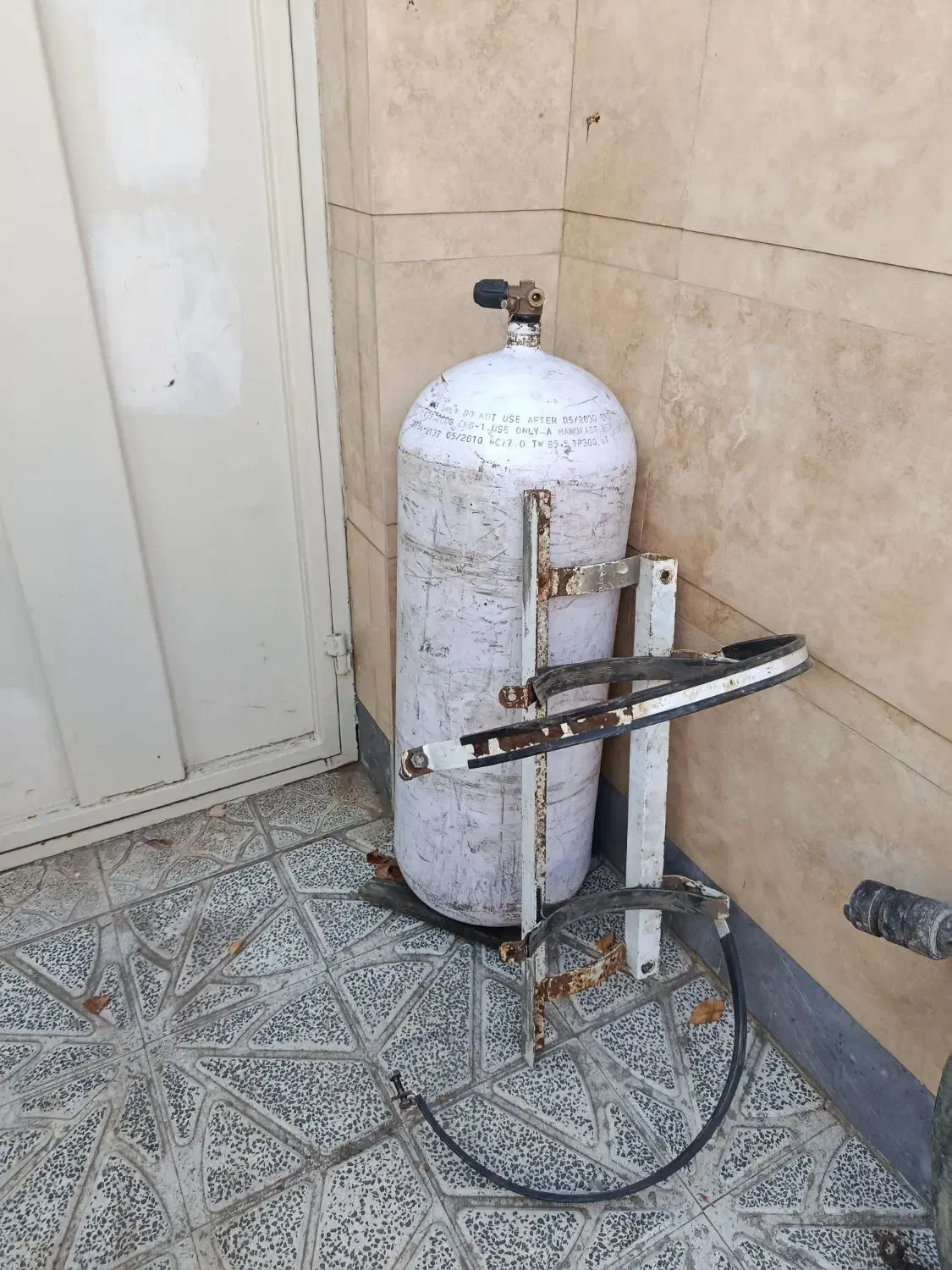 کپسول پژو|قطعات یدکی و لوازم جانبی|اهر, |دیوار