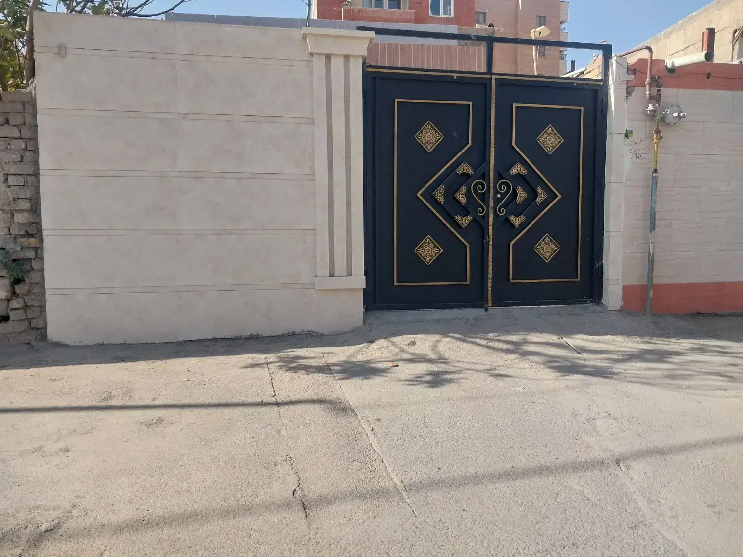 نمای رومی سرامیک کاری مزاییک پذیرفته میشود|خدمات پیشه و مهارت|نیشابور, فرح بخش|دیوار