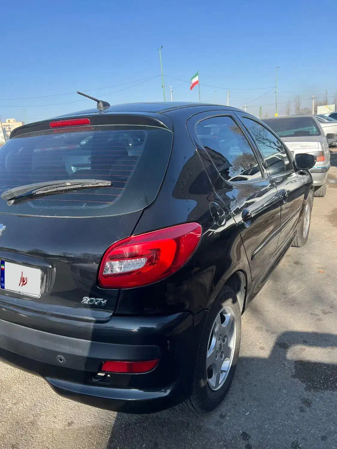 ۲۰۷ سقف پانا ۹۹|خودرو سواری و وانت|اردبیل, |دیوار