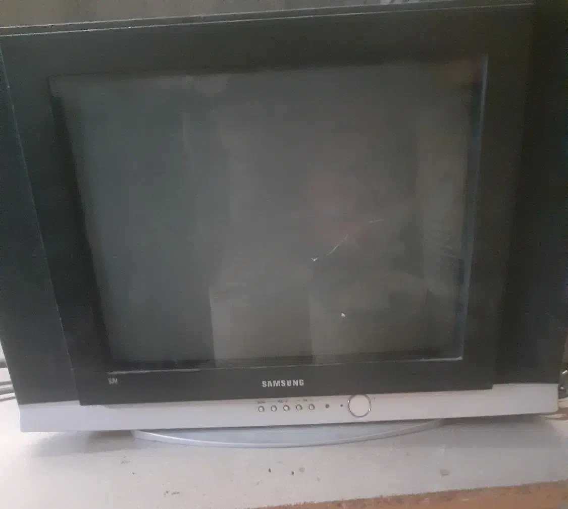 تلویزیون ۲۱اینچ سامسونگ|تلویزیون و پروژکتور|بیرجند, |دیوار