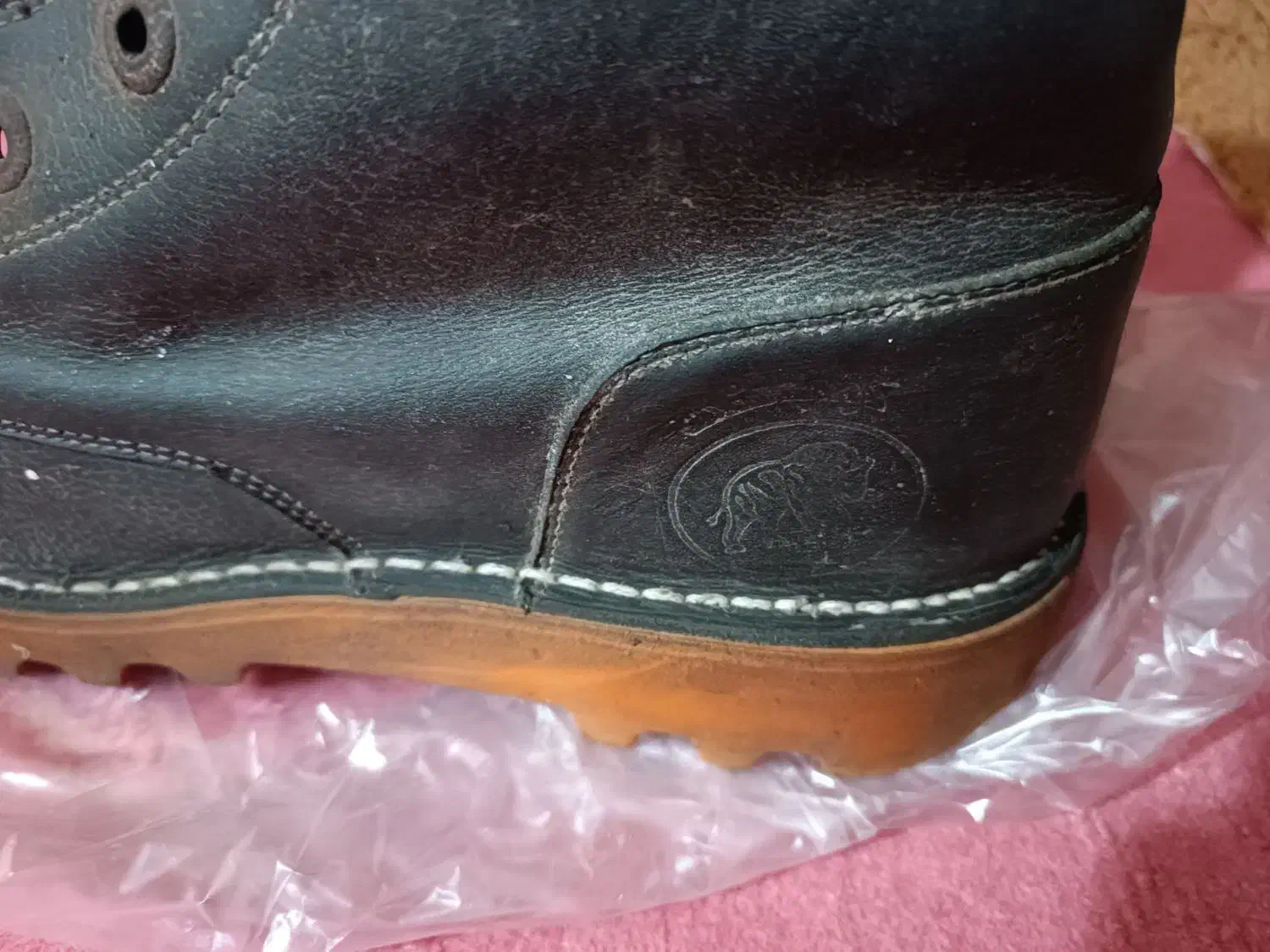 کفش کار چرم|کیف، کفش، کمربند|زاهدان, |دیوار