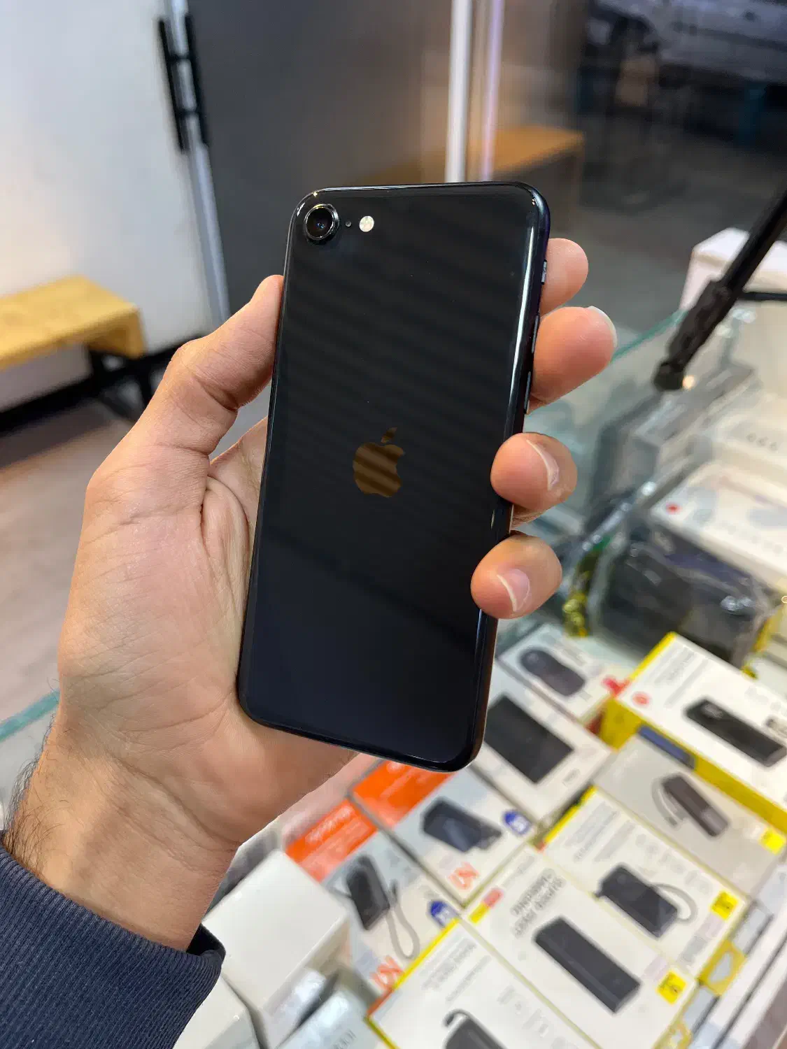 iphone SE 2020|موبایل|یزد, |دیوار