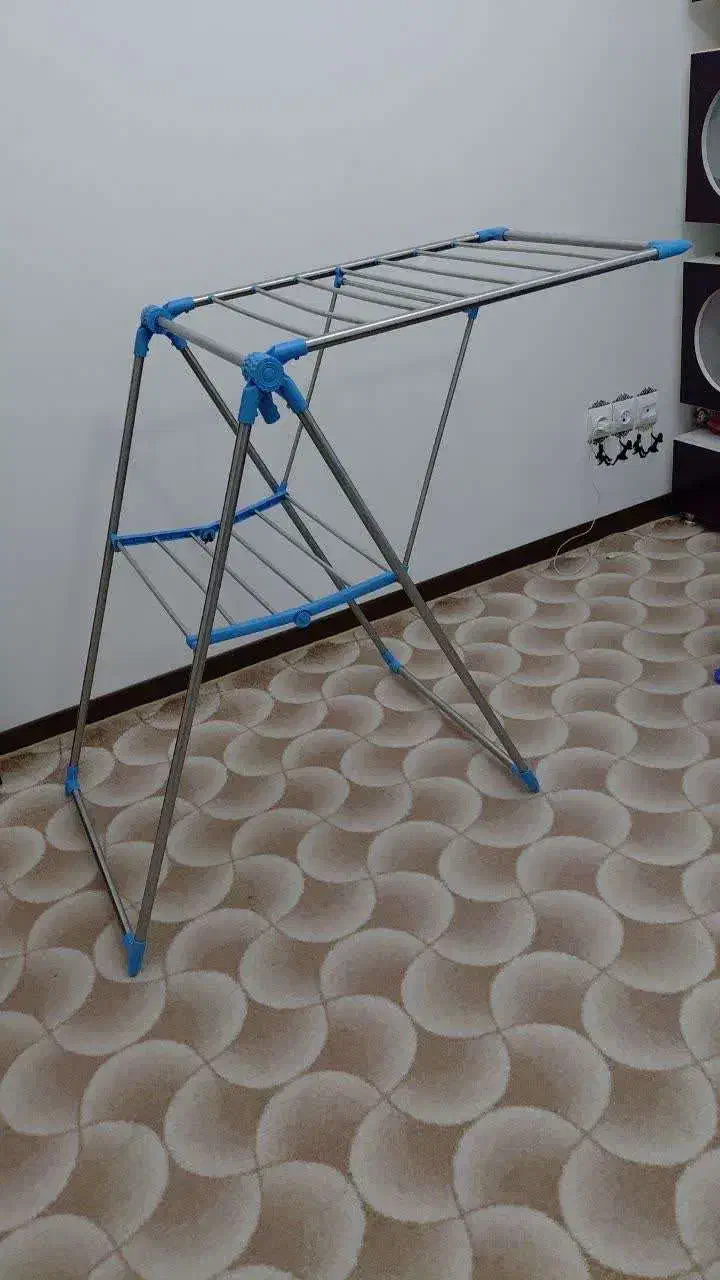 بند رخت محکم و تمام استیل|بندرخت و رختآویز|قم, باغ شازده|دیوار