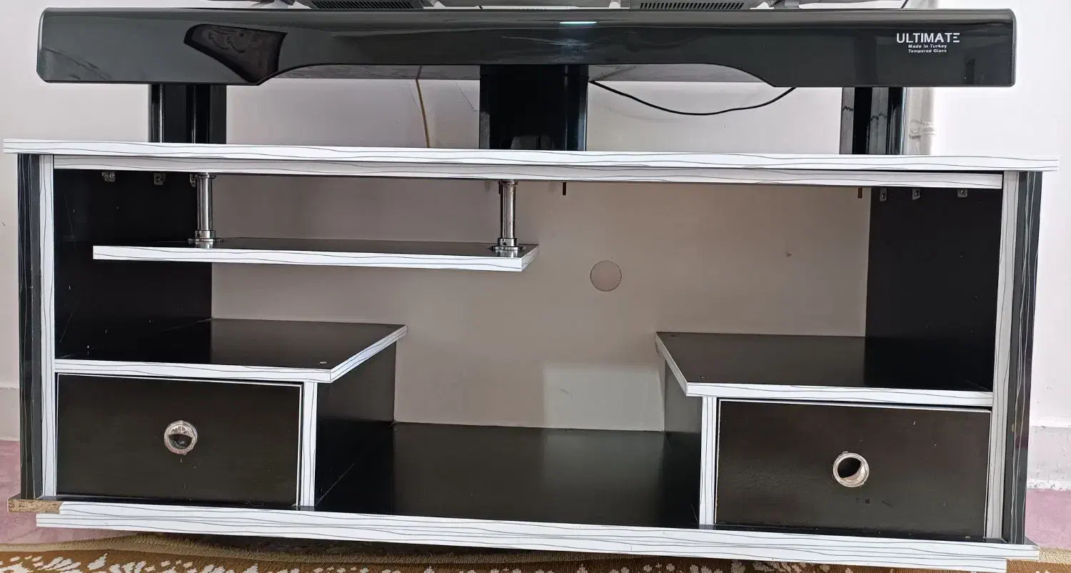 مبل گاز زیر تلویزیون بخاری اب تصفیه کولرقیمت مناسب|مبلمان خانگی و میز عسلی|ایلام, |دیوار