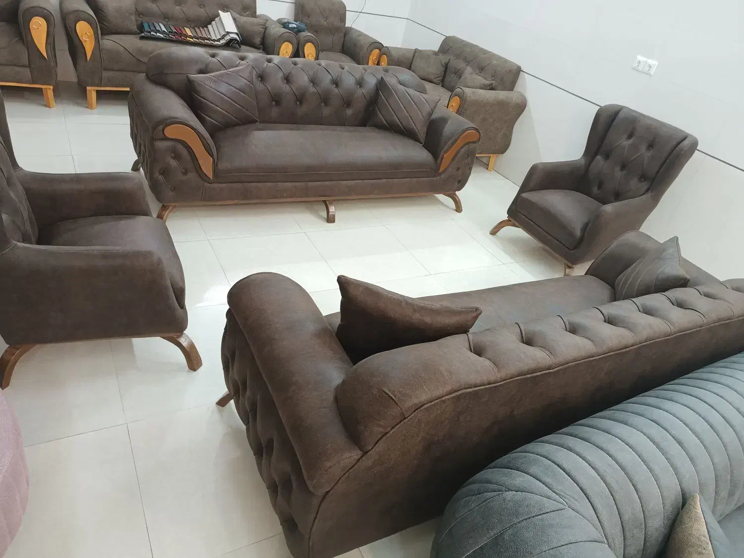 روکوب .رویه کوب نقاش پلیستر کار رنگکار نجارمبل|استخدام صنعتی، فنی، مهندسی|مشهد, شترک|دیوار