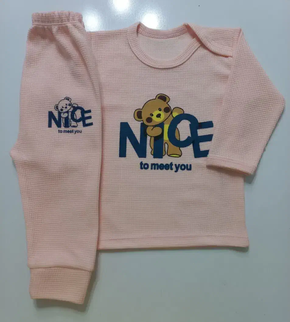 (تعدادی چرخکار خانم جهت کار در تولیدی لباس بچه)|استخدام صنعتی، فنی، مهندسی|قم, زنبیل آباد|دیوار