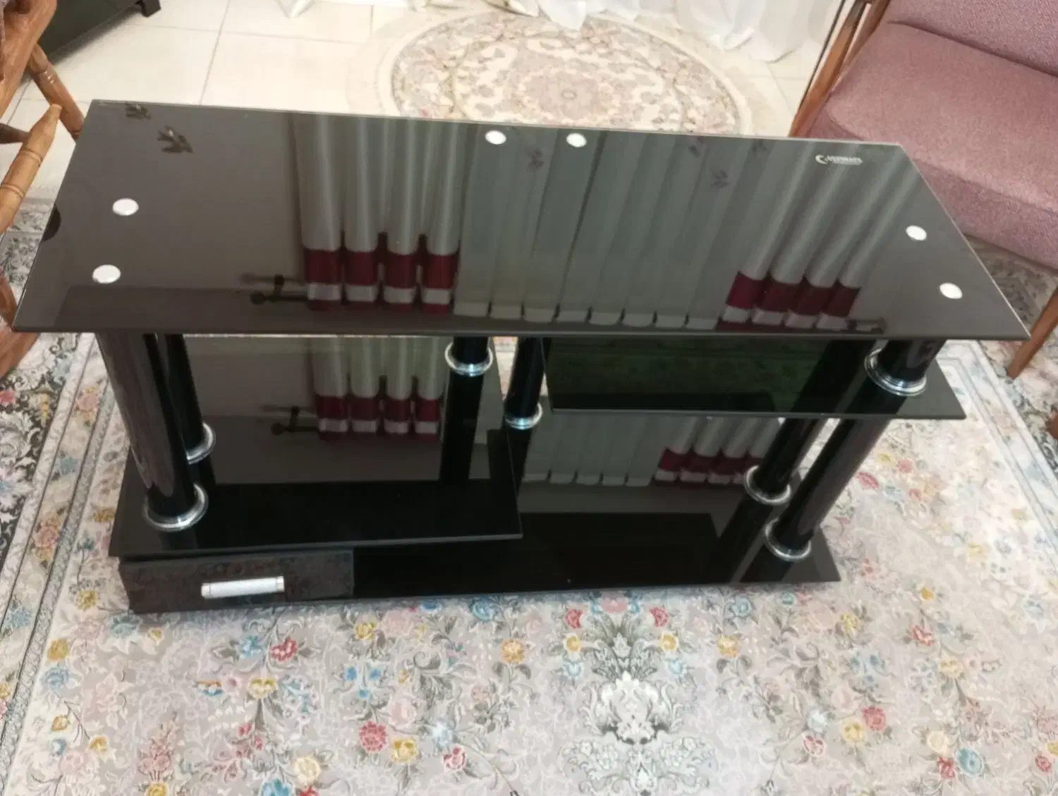 میز تلویزیون شیشه ای|میز تلویزیون|گلبهار, شهر جدید گلبهار|دیوار