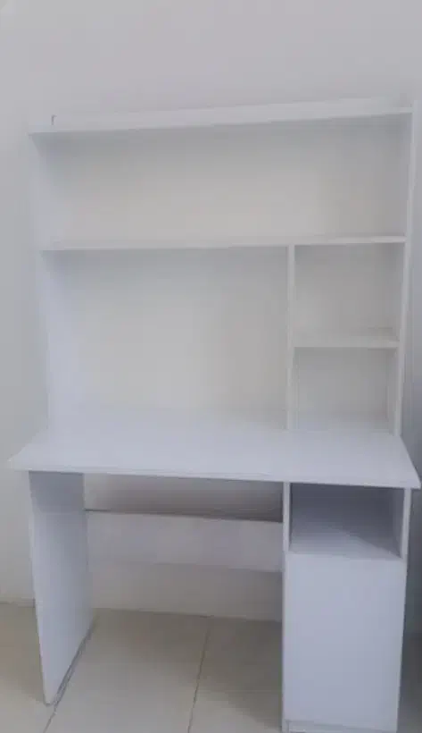 میز تحریر|میز تحریر و کامپیوتر|فردیس, شهرک شهید حسینی|دیوار