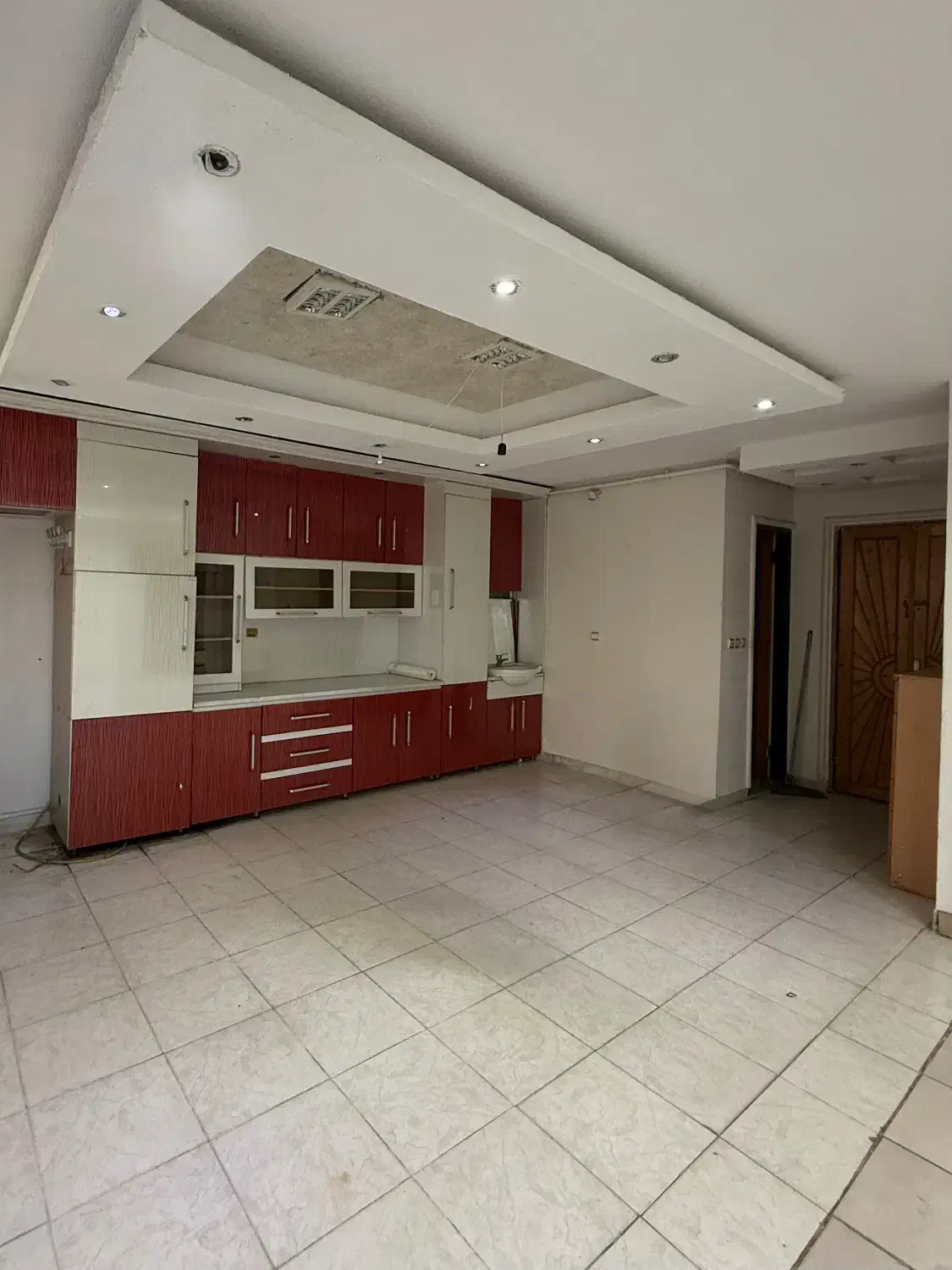 اجاره واحد تجاری مرکز شهر|اجارهٔ دفتر کار، اتاق اداری، مطب|لاهیجان, امیرشهید|دیوار