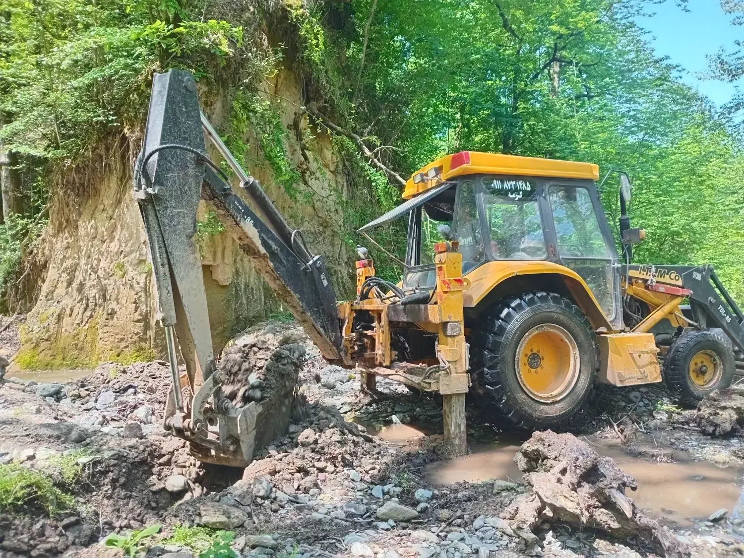 بیل بکهو مدل 89|خودرو سنگین|علی‌آباد کتول, |دیوار