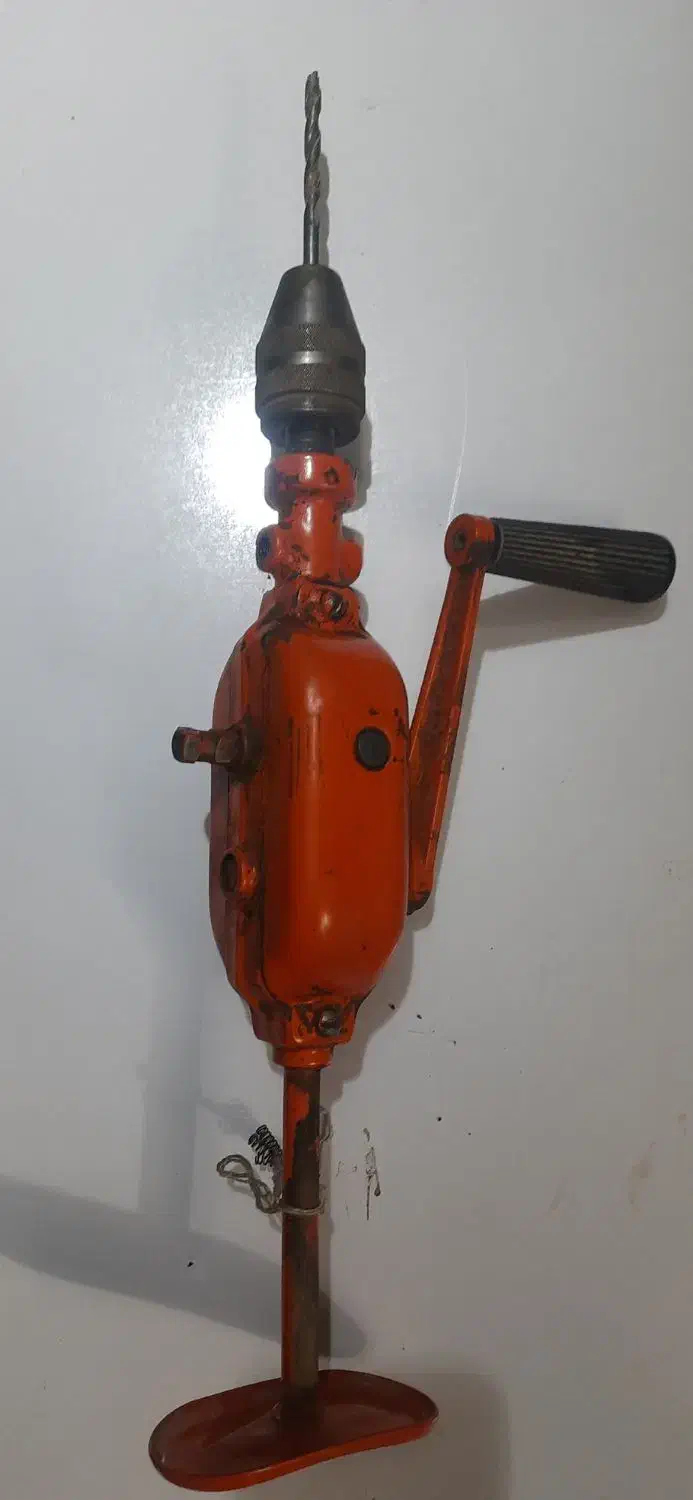 دریل دستی قدیمی|کلکسیون اشیاء عتیقه|نائین, |دیوار