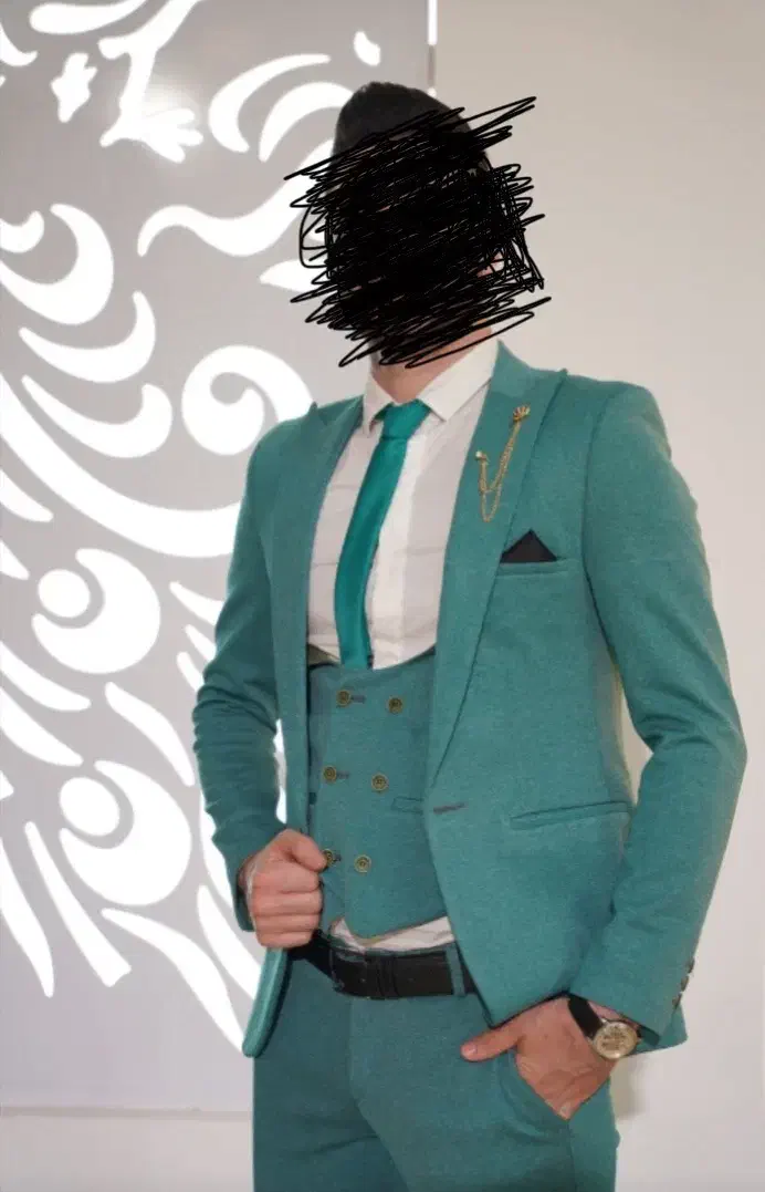 کت و شلوار|لباس|رشت, توشیبا|دیوار