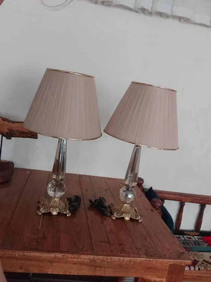 یک جفت آباژور شیک سالم ونو|چراغ خواب و آباژور|بروجرد, |دیوار