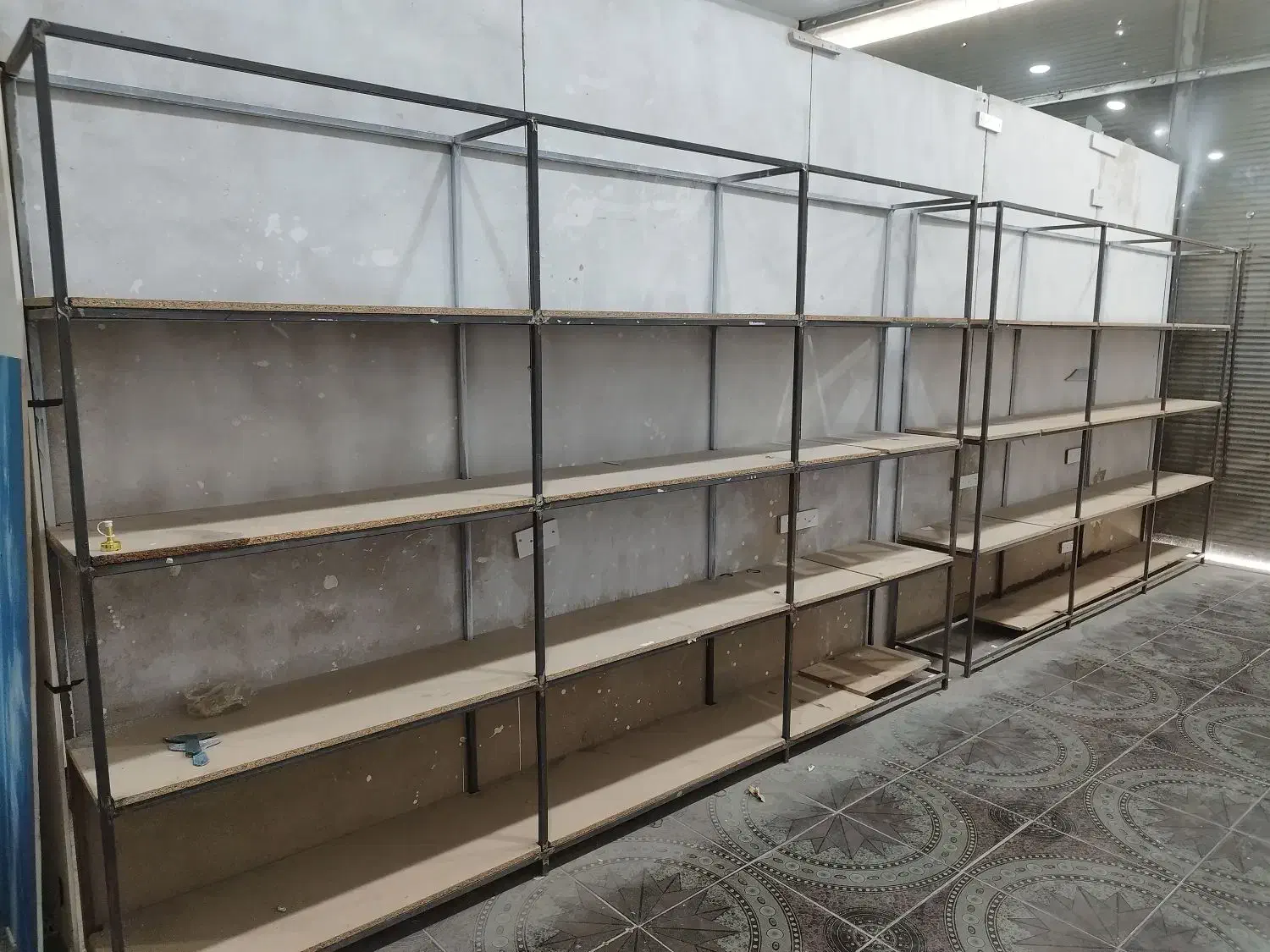 قفسه اهنی لوله قفسه آهنی معمولی|حراج|خرمآباد, |دیوار