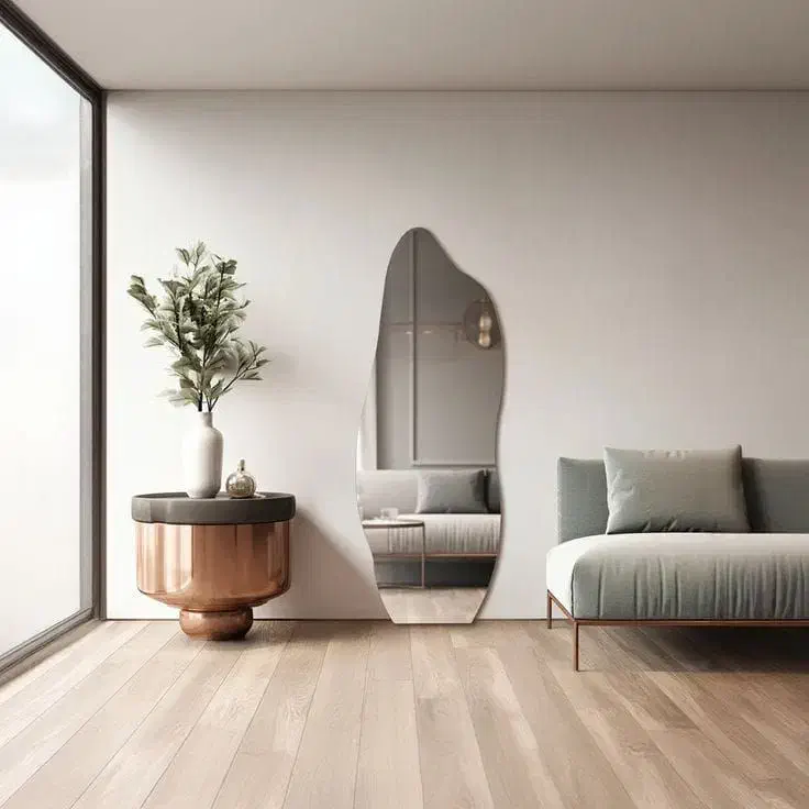 آینه دفرمه|آینه|ایلام, |دیوار