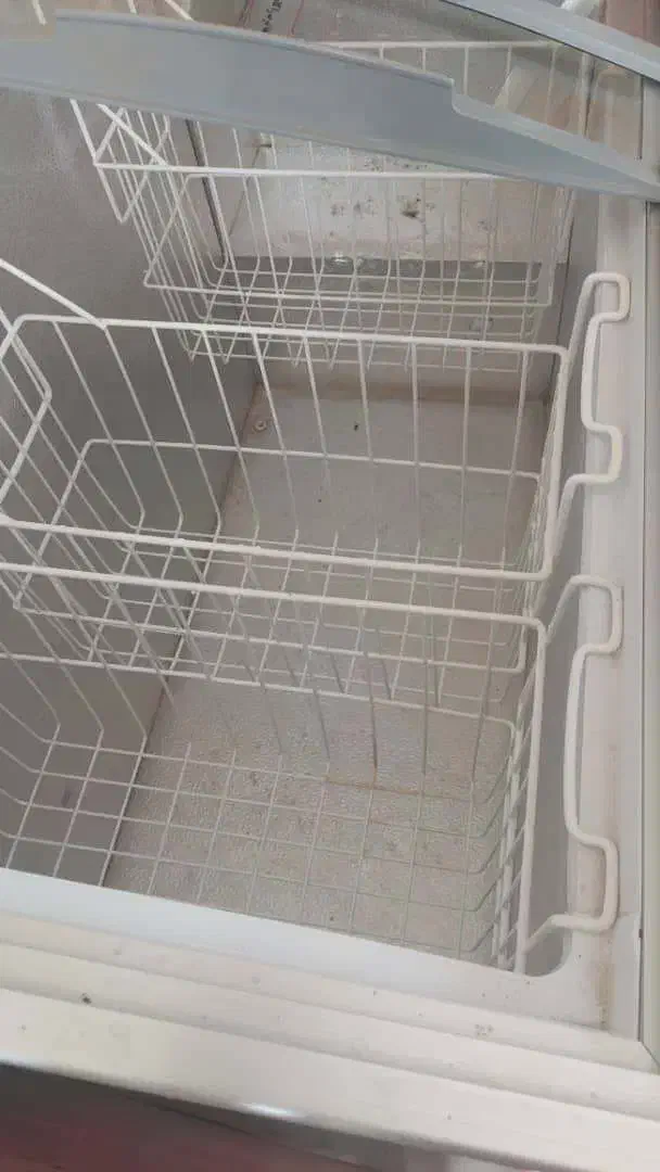 فریزرفروشگاهی درب شیشه ای ۲۵۰ لیتری|فروشگاه و مغازه|اصفهان, صائب|دیوار