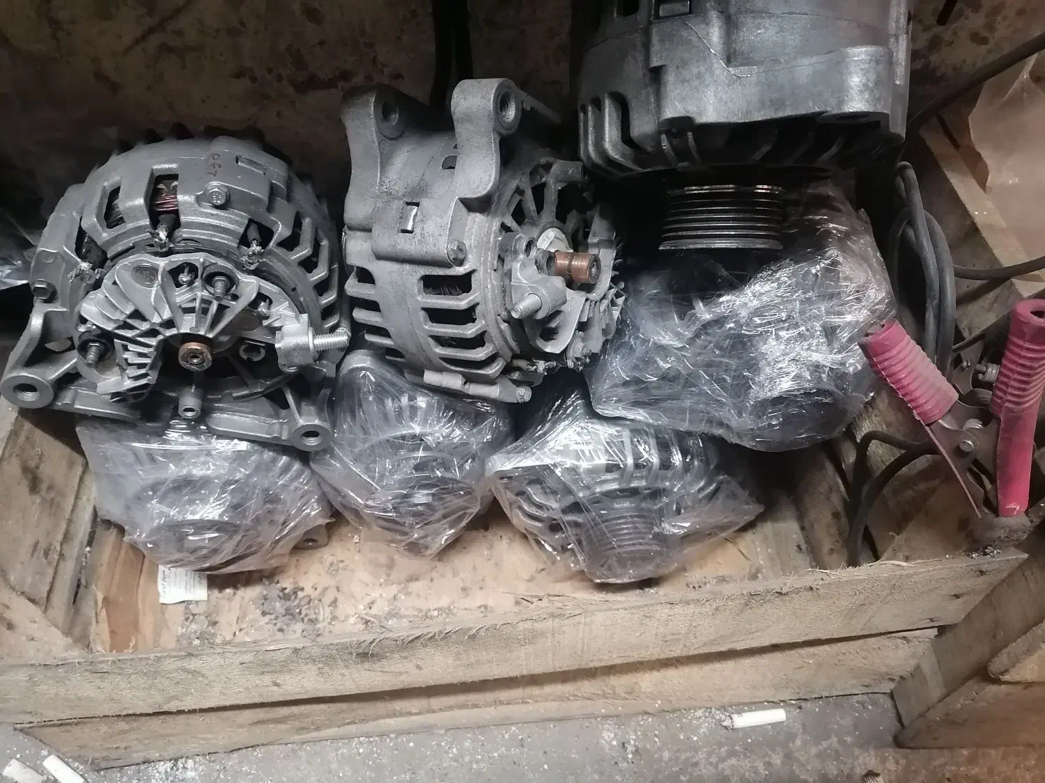 دینام استوک در حد|قطعات یدکی و لوازم جانبی|آستانه اشرفیه, |دیوار