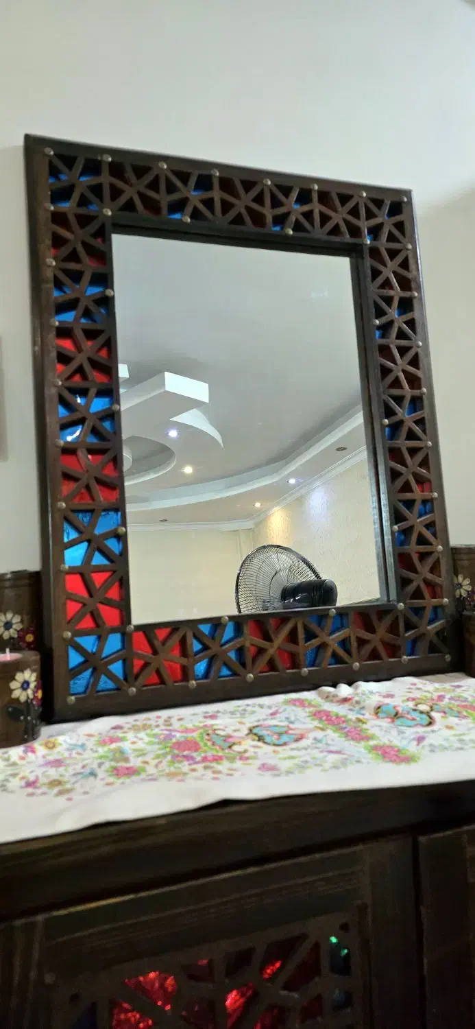 آینه و کنسول چوبی سنتی|بوفه، ویترین، کنسول|تهران, دروازه شمیران|دیوار