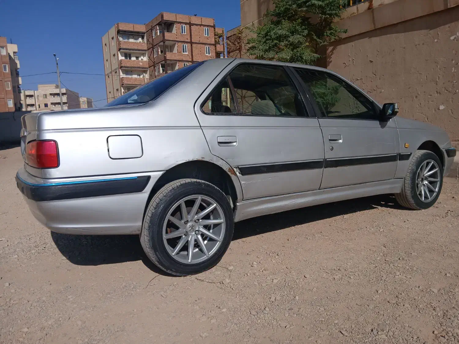 مدل 84 ،دو برگ سند|خودرو سواری و وانت|جیرفت, |دیوار