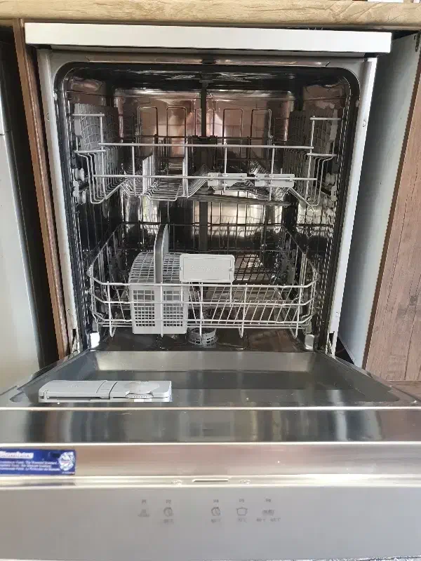 ظرفشویی بلومبرگ کارکرده|ماشین ظرفشویی|تهران, جنت‌آباد مرکزی|دیوار