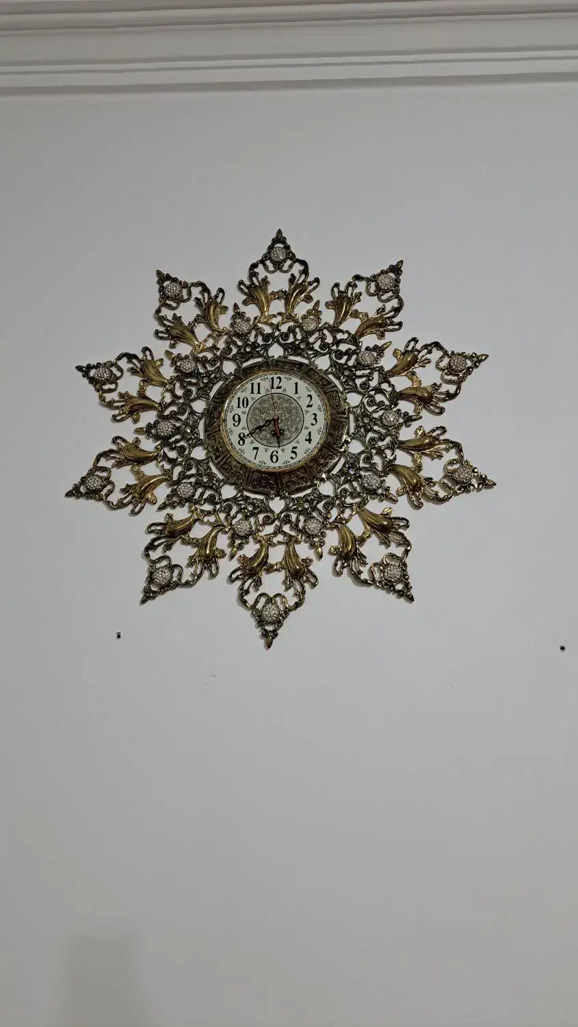 ساعت دیواری برنز اصل|ساعت دیواری و تزئینی|اسلامآباد غرب, |دیوار