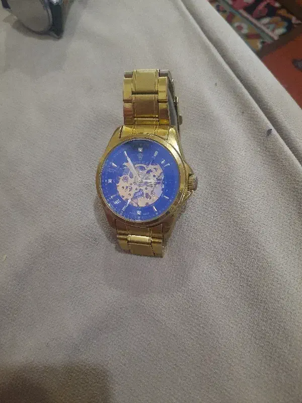 ساعت نبضی|ساعت|تبریز, |دیوار