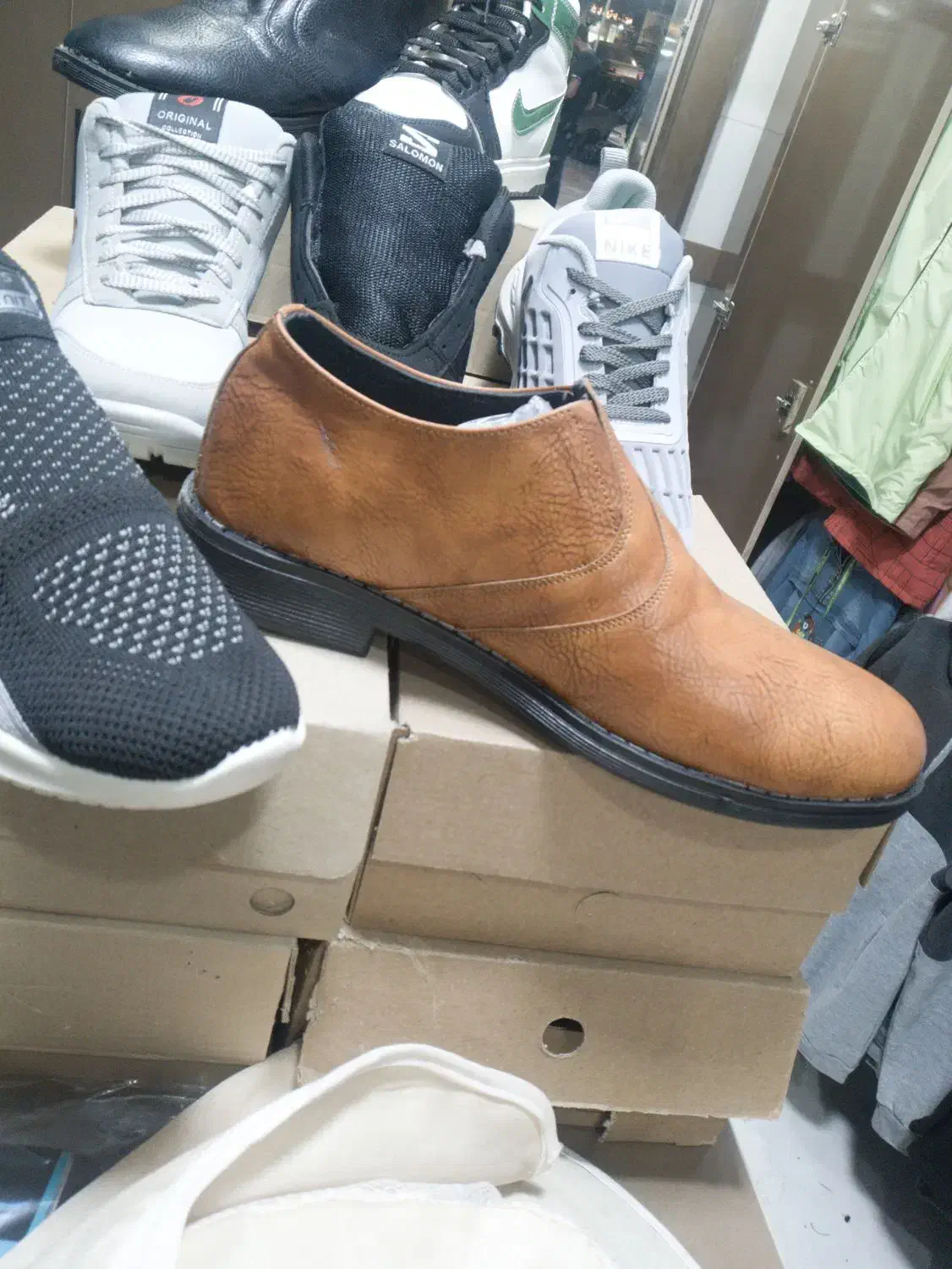 حراج کفش از 199 تا 390|کیف، کفش، کمربند|قروه, |دیوار